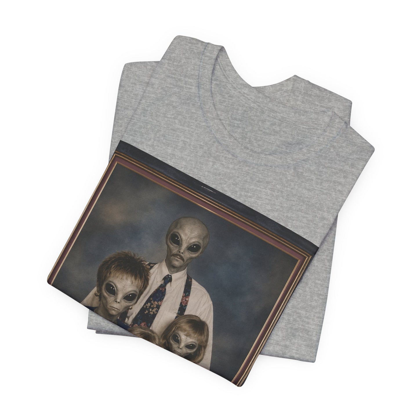 90s Alien Family Portrait Tee