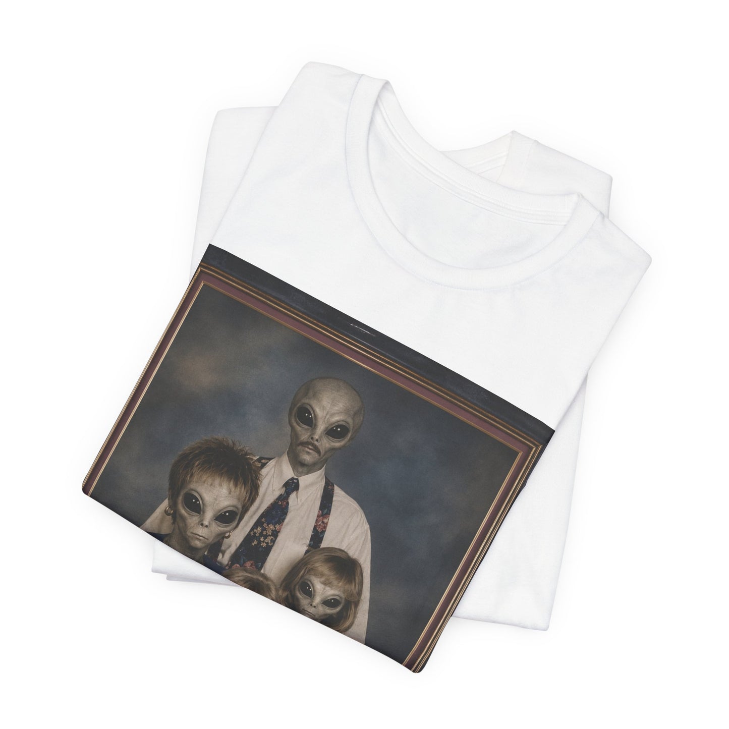 90s Alien Family Portrait Tee