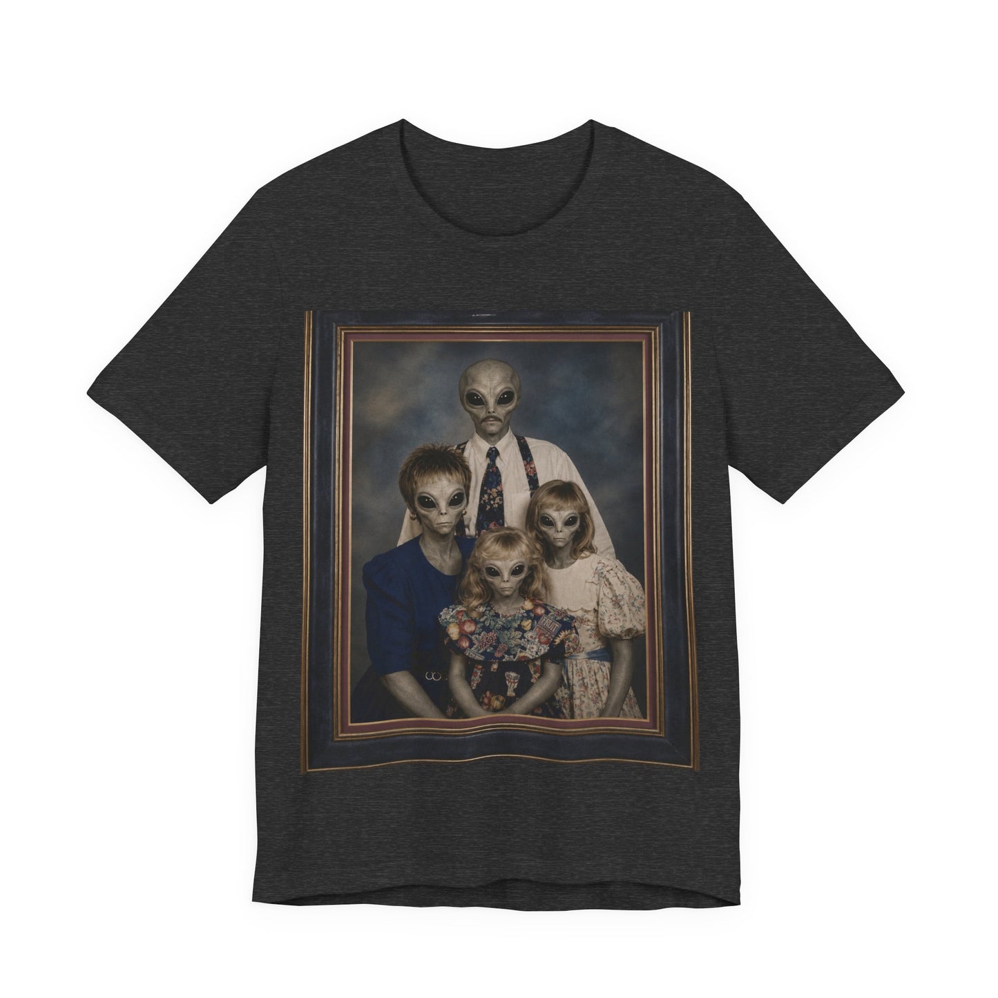 90s Alien Family Portrait Tee