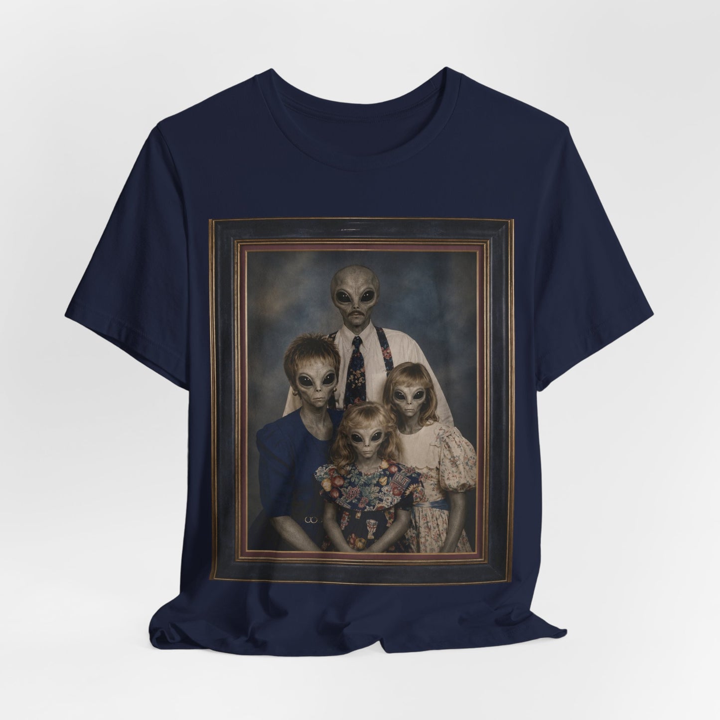 90s Alien Family Portrait Tee